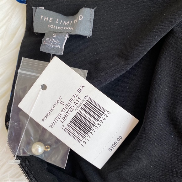 The Limited NWT suede like floral dress size small - Picture 9 of 9